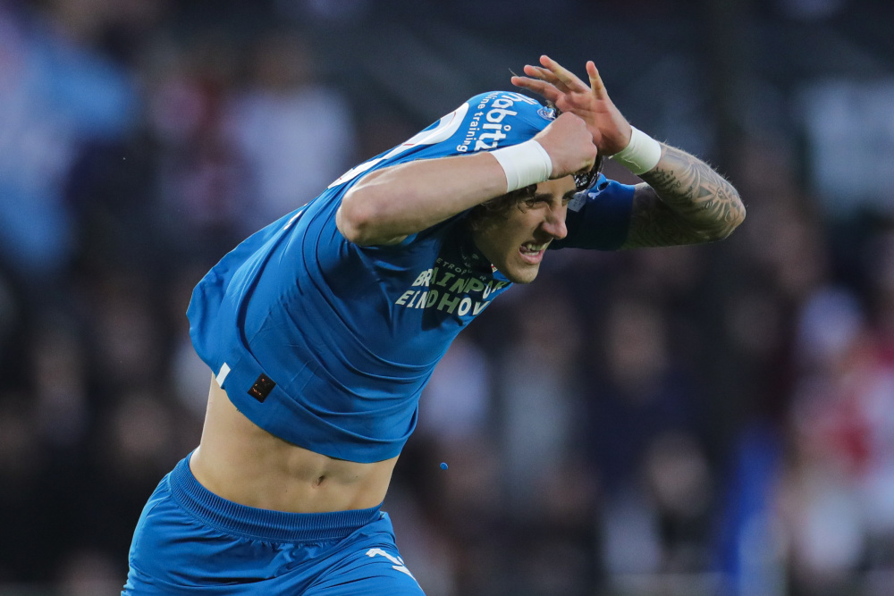 关于赛后埃因霍温官宣签约——亚冠节点到来；态度坚定；更衣室氛围转暖的信息